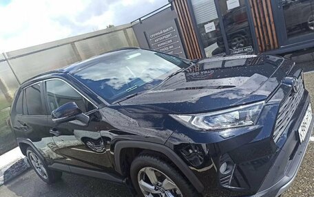 Toyota RAV4, 2019 год, 3 000 000 рублей, 14 фотография