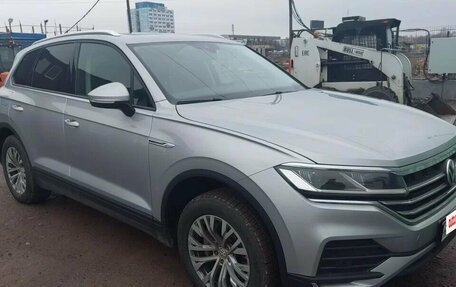 Volkswagen Touareg III, 2018 год, 4 100 000 рублей, 5 фотография