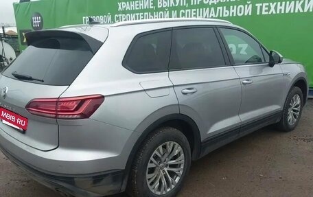 Volkswagen Touareg III, 2018 год, 4 100 000 рублей, 8 фотография