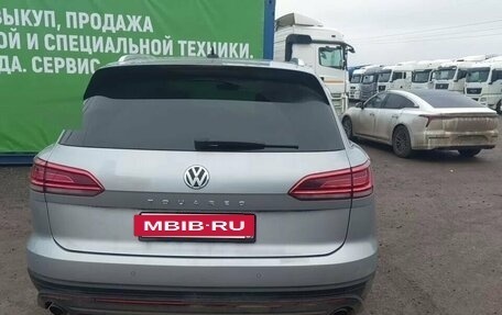Volkswagen Touareg III, 2018 год, 4 100 000 рублей, 9 фотография