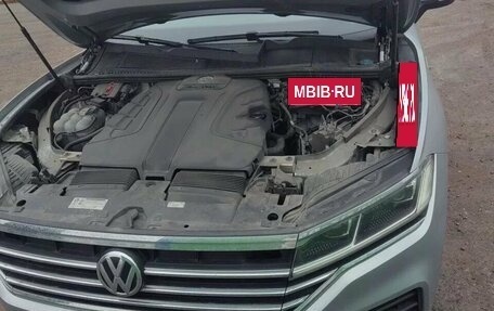 Volkswagen Touareg III, 2018 год, 4 100 000 рублей, 22 фотография