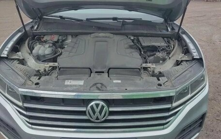 Volkswagen Touareg III, 2018 год, 4 100 000 рублей, 23 фотография
