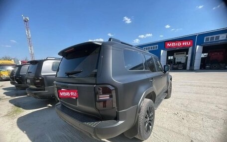 Toyota Land Cruiser Prado 150 рестайлинг 2, 2024 год, 11 390 000 рублей, 7 фотография