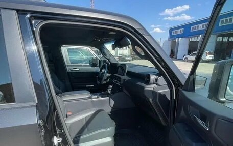 Toyota Land Cruiser Prado 150 рестайлинг 2, 2024 год, 11 390 000 рублей, 11 фотография