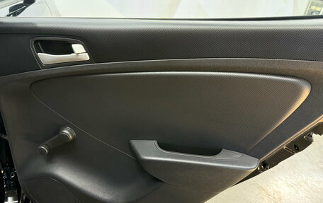 Hyundai Solaris II рестайлинг, 2011 год, 699 000 рублей, 25 фотография