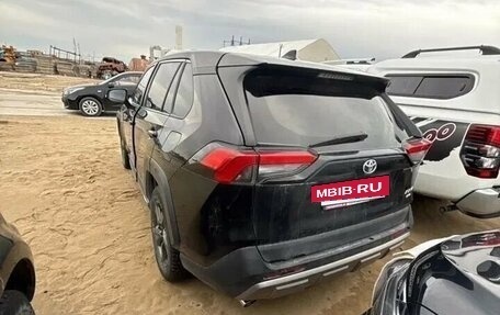 Toyota RAV4, 2022 год, 3 500 000 рублей, 4 фотография