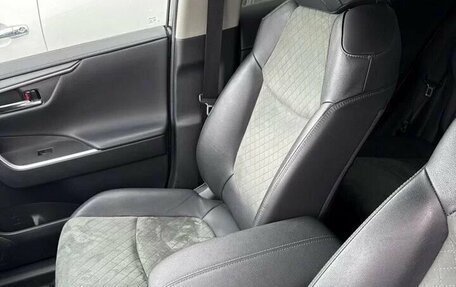 Toyota RAV4, 2022 год, 3 500 000 рублей, 17 фотография