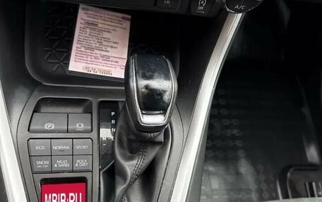 Toyota RAV4, 2022 год, 3 500 000 рублей, 12 фотография