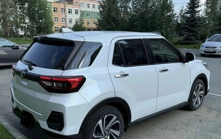 Toyota Raize I, 2022 год, 1 485 000 рублей, 3 фотография