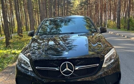 Mercedes-Benz GLE, 2016 год, 4 000 000 рублей, 1 фотография