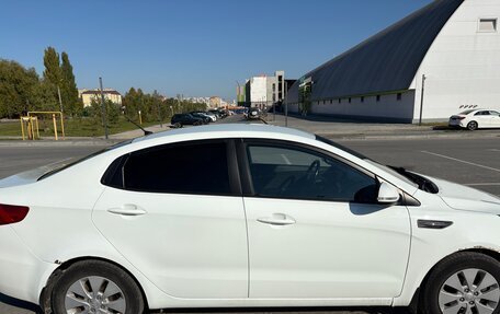KIA Rio III рестайлинг, 2012 год, 700 000 рублей, 2 фотография