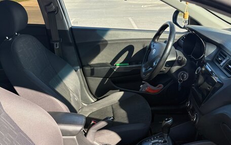 KIA Rio III рестайлинг, 2012 год, 700 000 рублей, 4 фотография