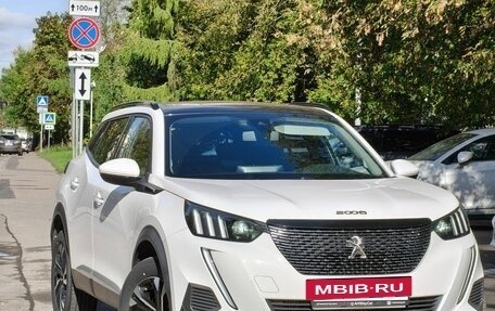 Peugeot 2008 II, 2020 год, 2 070 000 рублей, 6 фотография