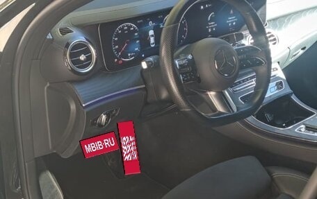 Mercedes-Benz E-Класс, 2022 год, 4 200 000 рублей, 7 фотография