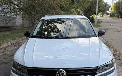 Volkswagen Tiguan II, 2020 год, 2 800 000 рублей, 1 фотография