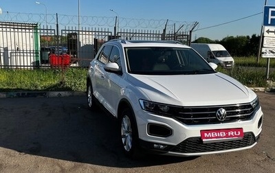 Volkswagen T-Roc I, 2022 год, 2 430 000 рублей, 1 фотография