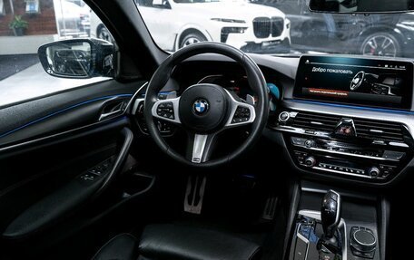 BMW 5 серия, 2020 год, 6 650 000 рублей, 12 фотография