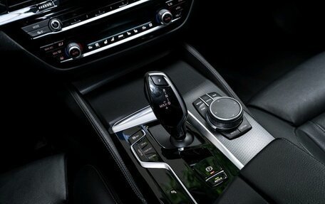 BMW 5 серия, 2020 год, 6 650 000 рублей, 10 фотография