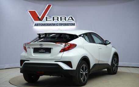 Toyota C-HR I рестайлинг, 2019 год, 2 550 000 рублей, 5 фотография