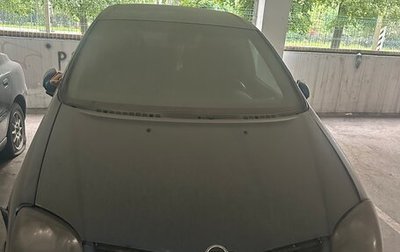 Nissan Almera Tino i, 2001 год, 90 000 рублей, 1 фотография