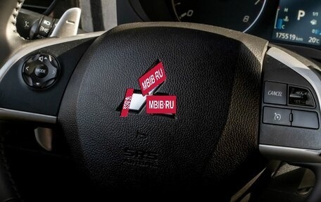 Mitsubishi Outlander III рестайлинг 3, 2013 год, 1 295 000 рублей, 36 фотография