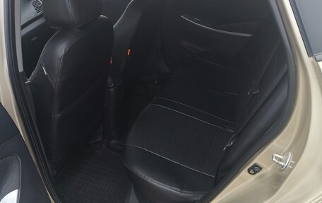 Hyundai Solaris II рестайлинг, 2011 год, 590 000 рублей, 9 фотография