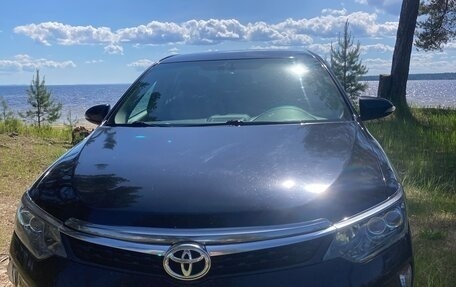 Toyota Camry, 2017 год, 2 550 000 рублей, 2 фотография