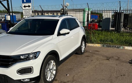 Volkswagen T-Roc I, 2022 год, 2 430 000 рублей, 4 фотография