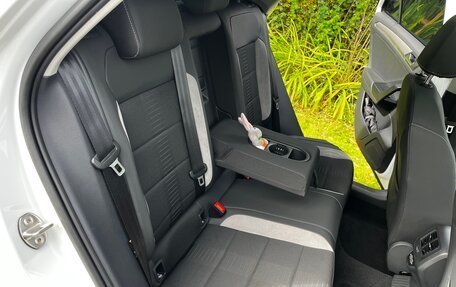 Volkswagen T-Roc I, 2022 год, 2 430 000 рублей, 11 фотография