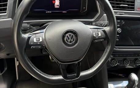 Volkswagen Tiguan II, 2020 год, 2 800 000 рублей, 13 фотография