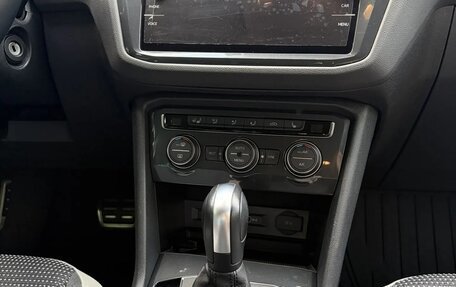 Volkswagen Tiguan II, 2020 год, 2 800 000 рублей, 14 фотография