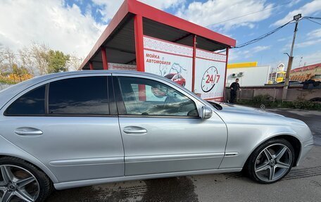 Mercedes-Benz E-Класс, 2002 год, 1 250 000 рублей, 3 фотография