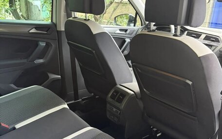 Volkswagen Tiguan II, 2020 год, 2 800 000 рублей, 24 фотография
