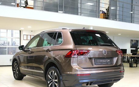 Volkswagen Tiguan II, 2019 год, 2 340 000 рублей, 4 фотография