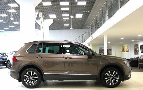 Volkswagen Tiguan II, 2019 год, 2 340 000 рублей, 7 фотография