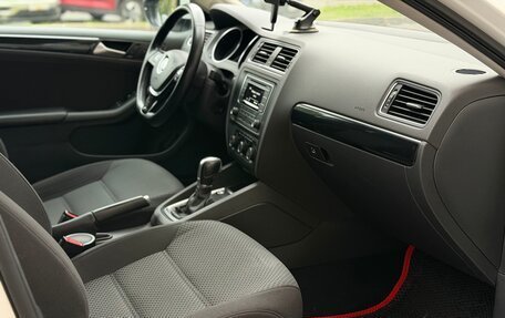 Volkswagen Jetta VI, 2018 год, 1 249 000 рублей, 30 фотография
