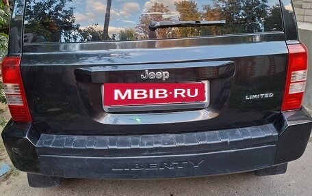 Jeep Liberty (Patriot), 2008 год, 830 000 рублей, 2 фотография