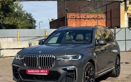 BMW X7, 2022 год, 9 950 000 рублей, 2 фотография