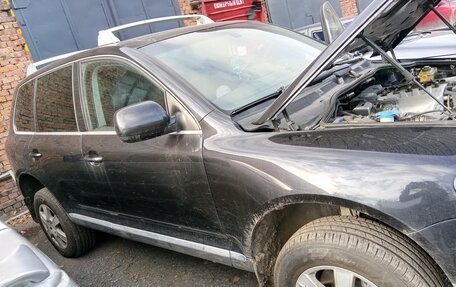 Volkswagen Touareg III, 2005 год, 730 000 рублей, 4 фотография