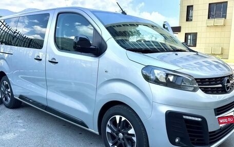 Opel Zafira Life I, 2020 год, 4 100 000 рублей, 1 фотография