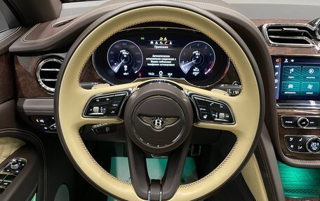 Bentley Bentayga I, 2021 год, 21 600 000 рублей, 28 фотография