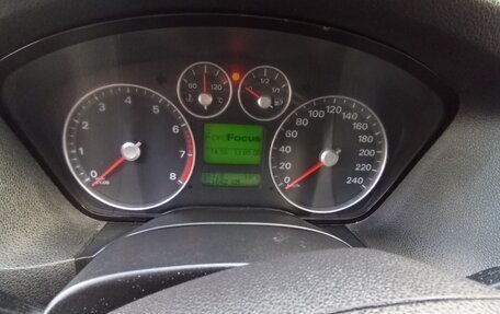 Ford Focus II рестайлинг, 2005 год, 300 000 рублей, 4 фотография
