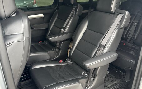 Opel Zafira Life I, 2020 год, 4 100 000 рублей, 12 фотография