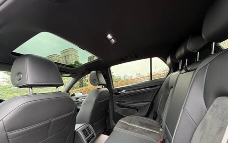 Volkswagen Golf VIII, 2022 год, 1 970 000 рублей, 14 фотография