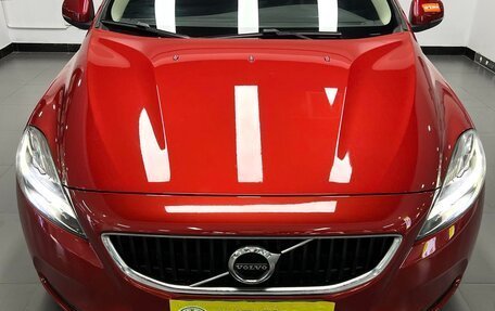 Volvo V40 II рестайлинг, 2019 год, 1 230 000 рублей, 4 фотография
