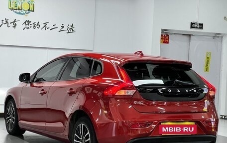 Volvo V40 II рестайлинг, 2019 год, 1 230 000 рублей, 6 фотография