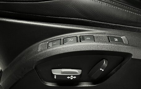 Volvo V40 II рестайлинг, 2019 год, 1 230 000 рублей, 28 фотография
