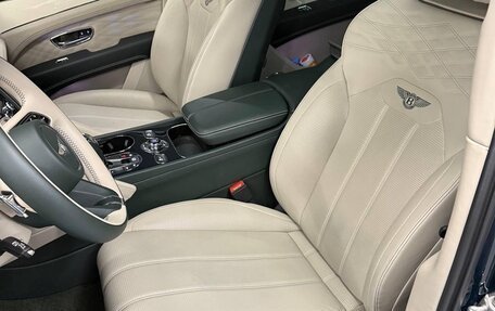 Bentley Bentayga I, 2023 год, 35 000 000 рублей, 10 фотография