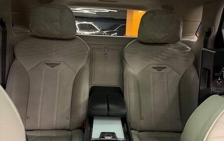 Bentley Bentayga I, 2023 год, 35 000 000 рублей, 14 фотография