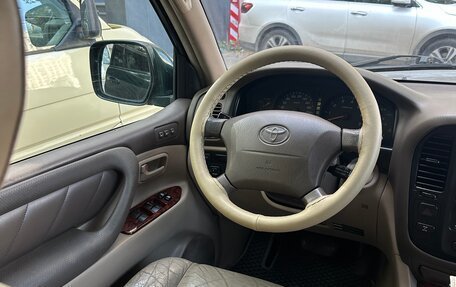 Toyota Land Cruiser 100 рестайлинг 2, 2000 год, 1 750 000 рублей, 8 фотография